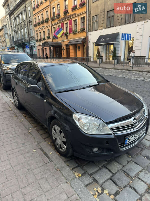 Хетчбек Opel Astra 2007 в Львові