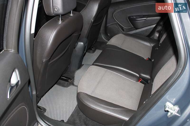 Универсал Opel Astra 2012 в Днепре фото 24 Универсал Opel Astra 2012 в Днепре