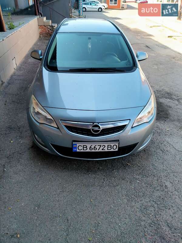 Opel Astra 2012 Opel Astra 2012