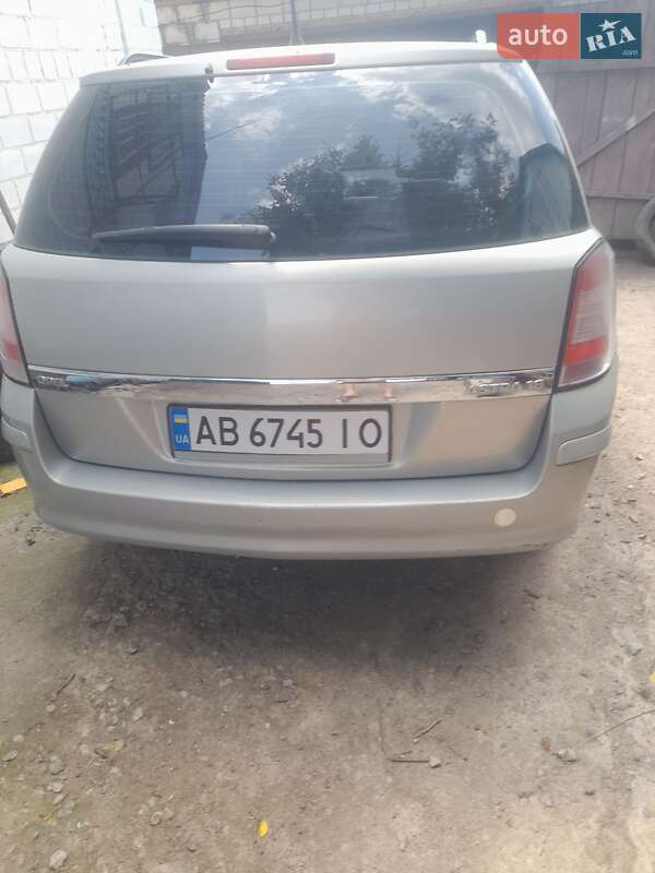 Універсал Opel Astra 2008 в Теплику