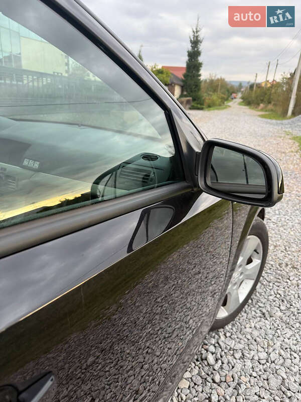 Универсал Opel Astra 2008 в Трускавце