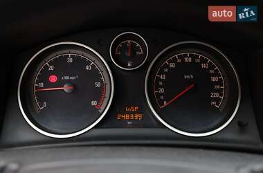 Хэтчбек Opel Astra 2008 в 
