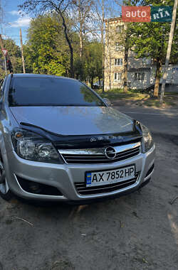 Хетчбек Opel Astra 2012 в Харкові