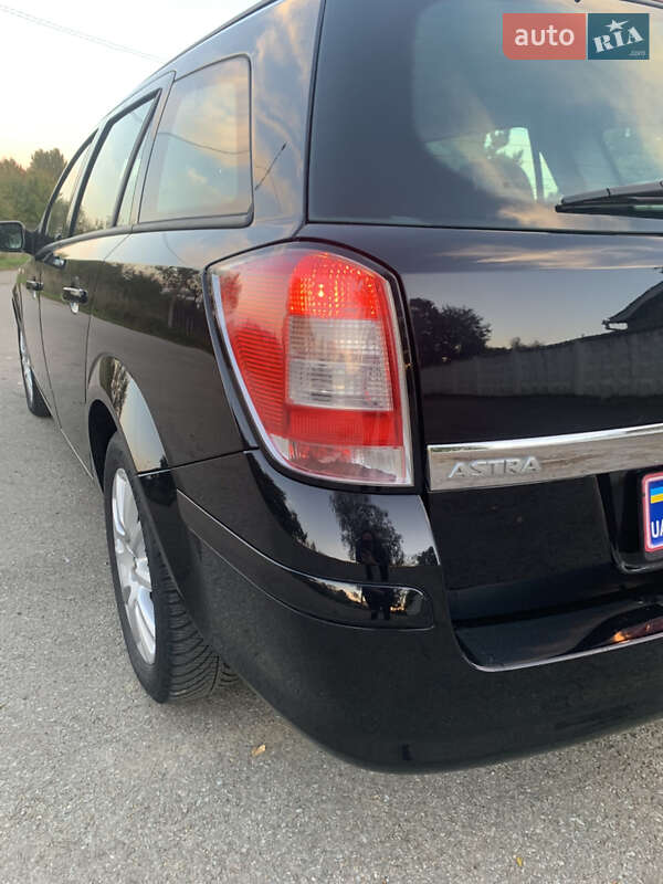 Универсал Opel Astra 2009 в Надворной фото 9 Универсал Opel Astra 2009 в Надворной