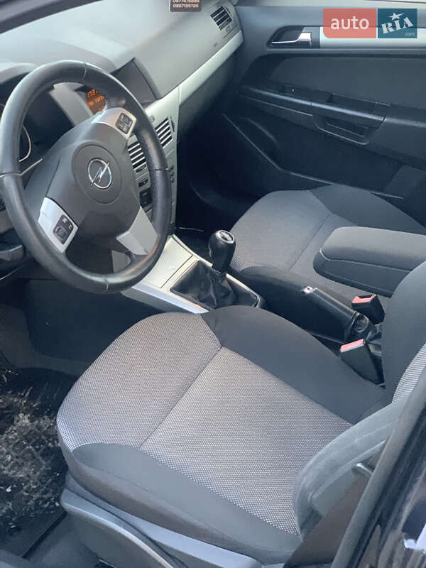 Универсал Opel Astra 2009 в Надворной фото 14 Универсал Opel Astra 2009 в Надворной