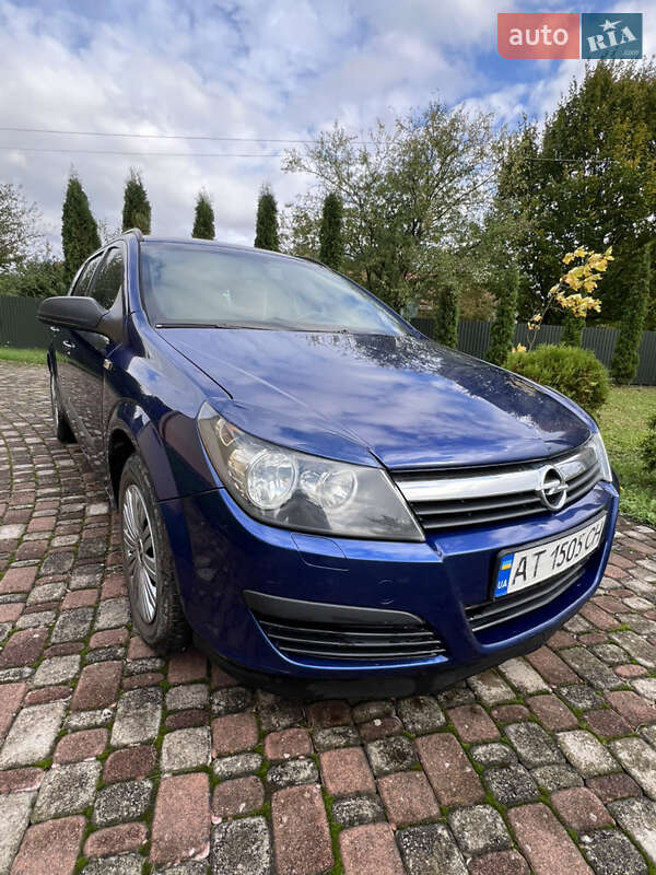 Универсал Opel Astra 2006 в Городенке