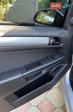 Универсал Opel Astra 2009 в 