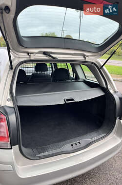 Универсал Opel Astra 2007 в 