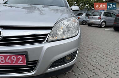 Универсал Opel Astra 2007 в 