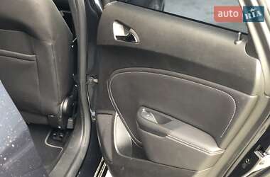 Хэтчбек Opel Astra 2014 в 
