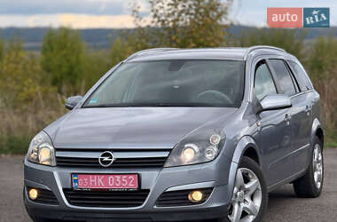 Универсал Opel Astra 2005 в 
