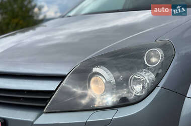 Универсал Opel Astra 2005 в 
