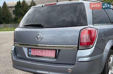 Универсал Opel Astra 2005 в 