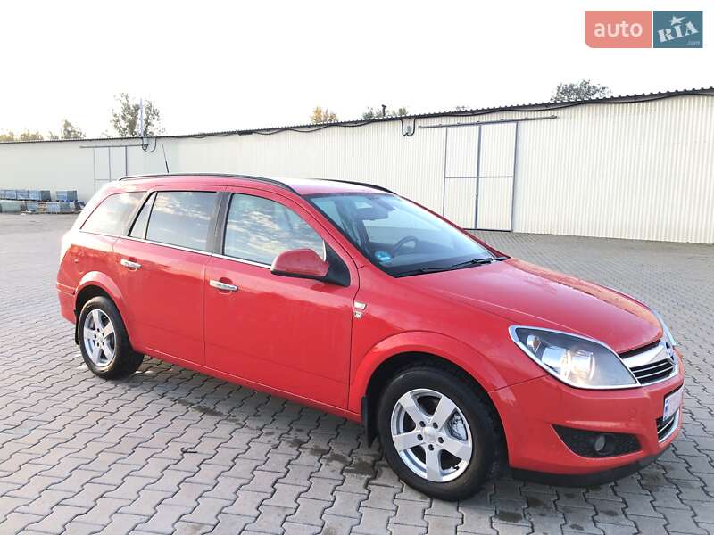 Opel Astra 2010