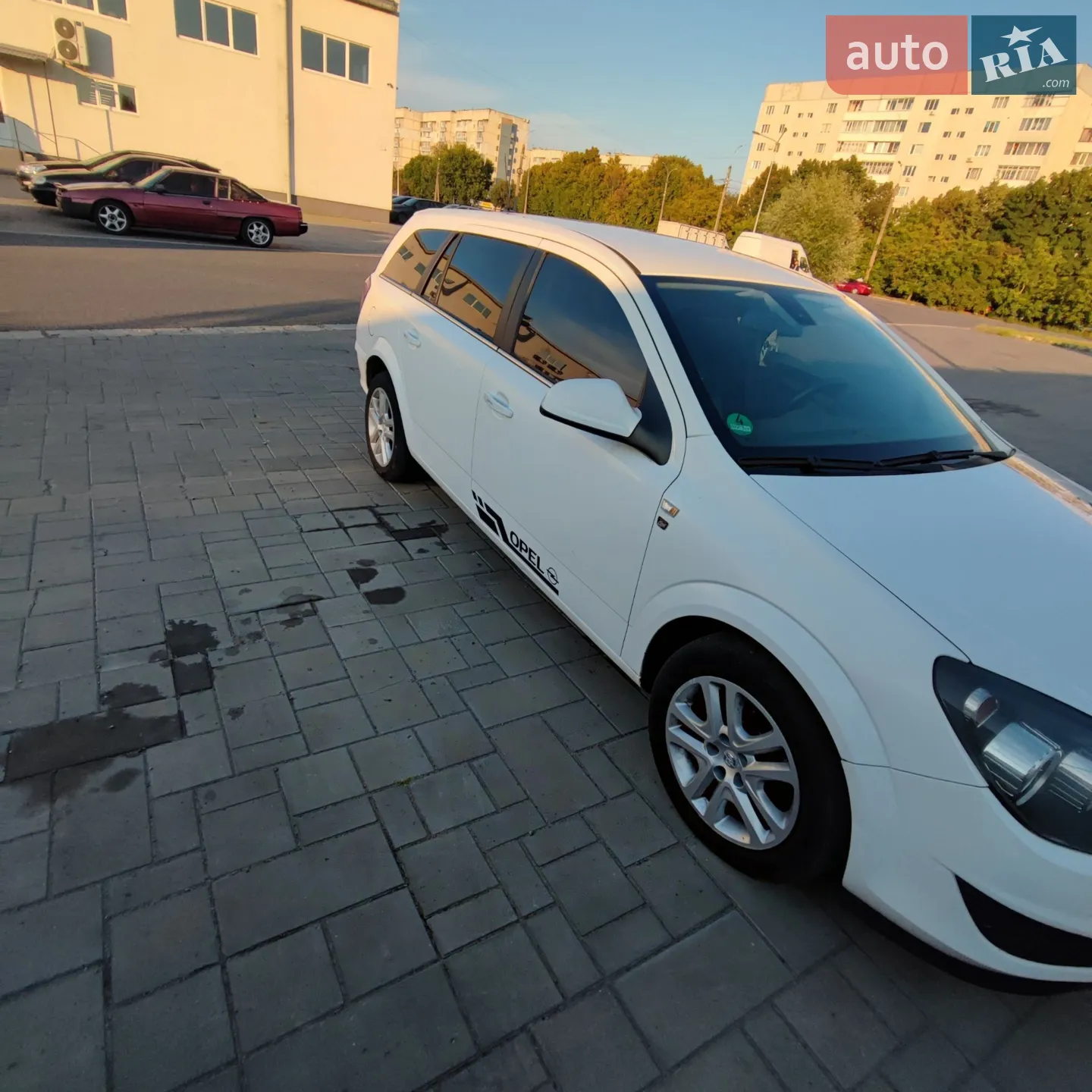 2010 Opel Astra - мініатюра 4