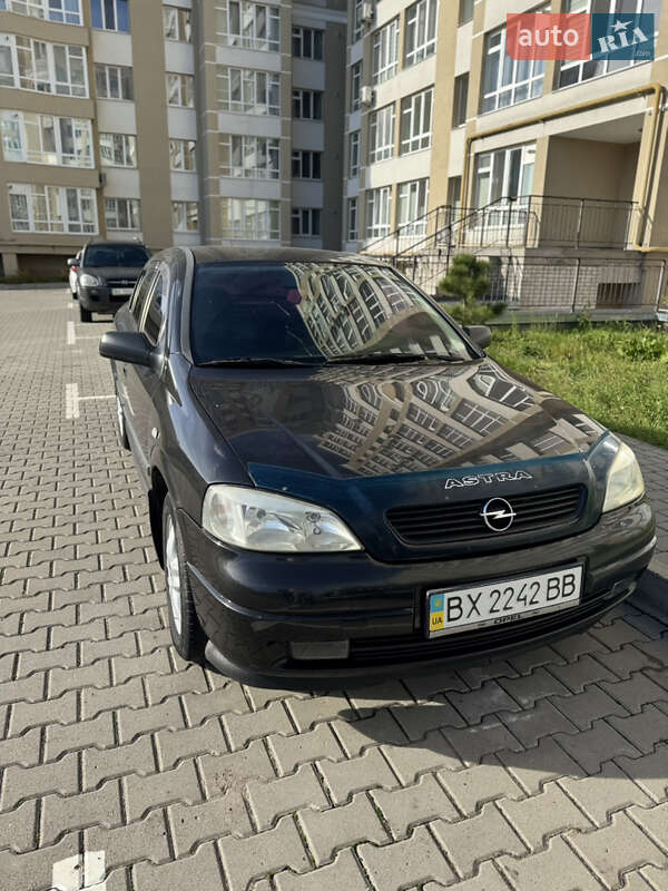 Седан Opel Astra 2006 в 