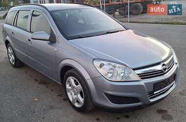 Универсал Opel Astra 2007 в Черновцах
