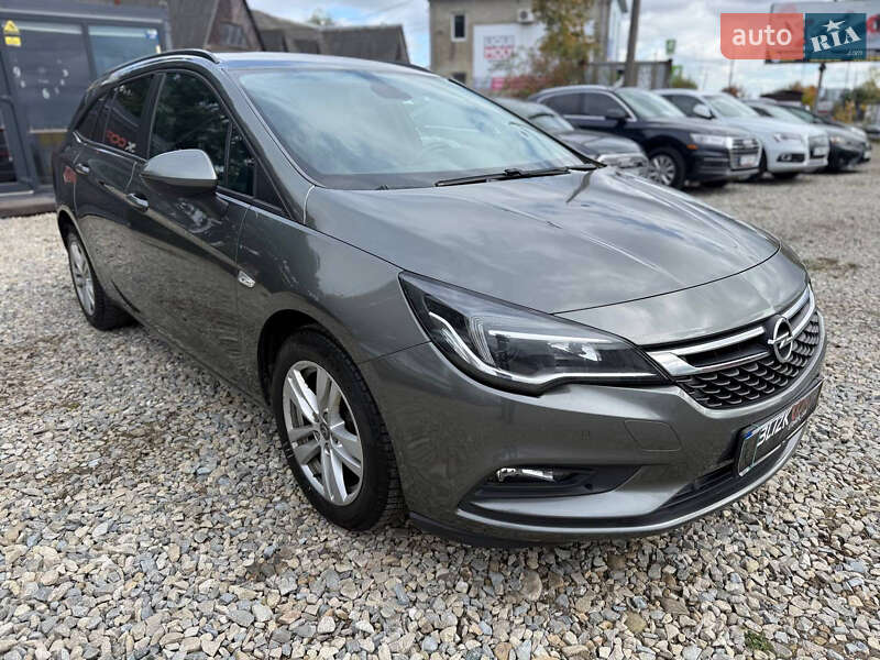 Универсал Opel Astra 2017 в Коломые