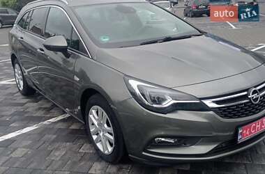 Универсал Opel Astra 2017 в 