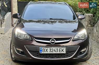 Универсал Opel Astra 2013 в 