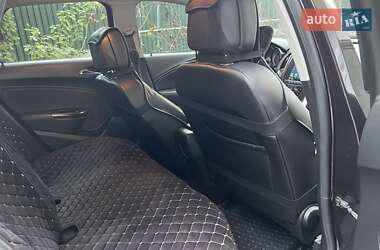Универсал Opel Astra 2013 в 