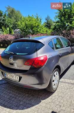 Хетчбек Opel Astra 2011 в Дрогобичі