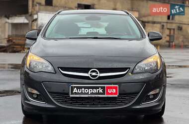 Универсал Opel Astra 2013 в 