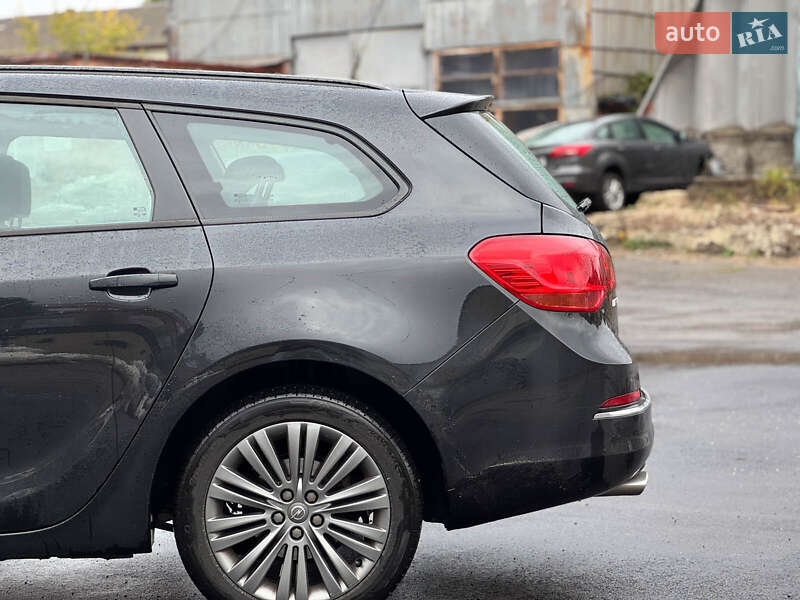 Универсал Opel Astra 2013 в Киеве фото 6 Универсал Opel Astra 2013 в Киеве