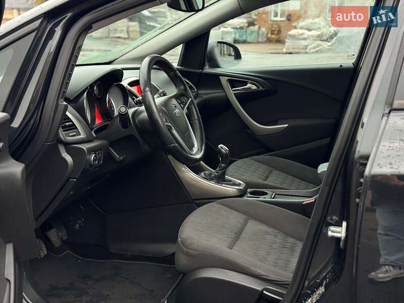 Универсал Opel Astra 2013 в Киеве фото 15 Универсал Opel Astra 2013 в Киеве
