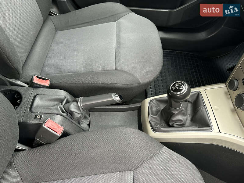 Хэтчбек Opel Astra 2008 в Харькове