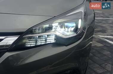 Универсал Opel Astra 2017 в 