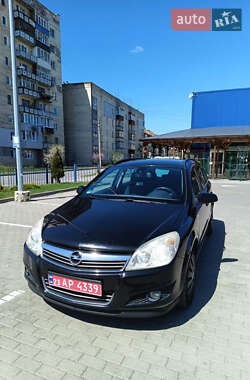 Універсал Opel Astra 2007 в Старокостянтинові