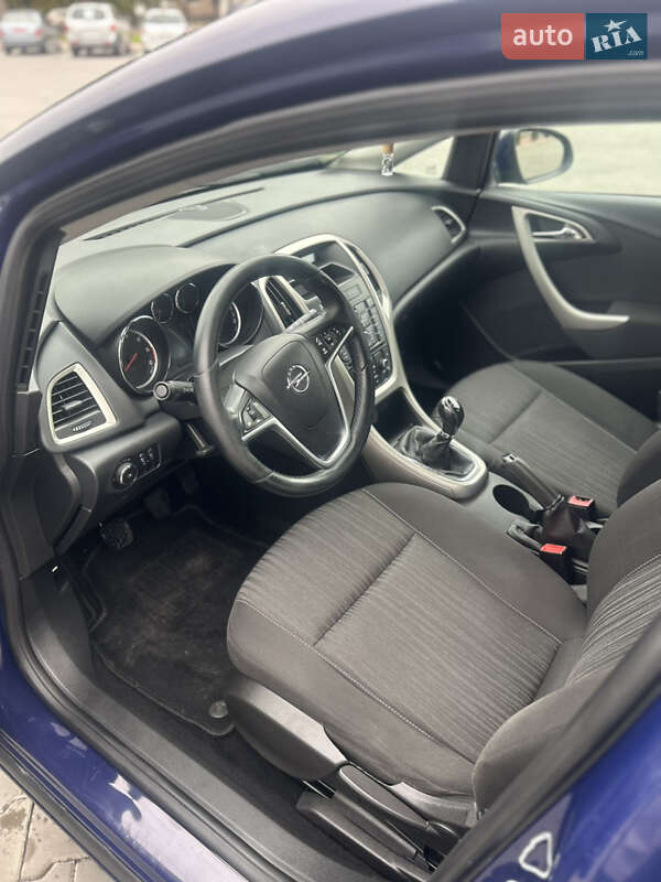 Універсал Opel Astra 2011 в Луцьку фото 15 Універсал Opel Astra 2011 в Луцьку