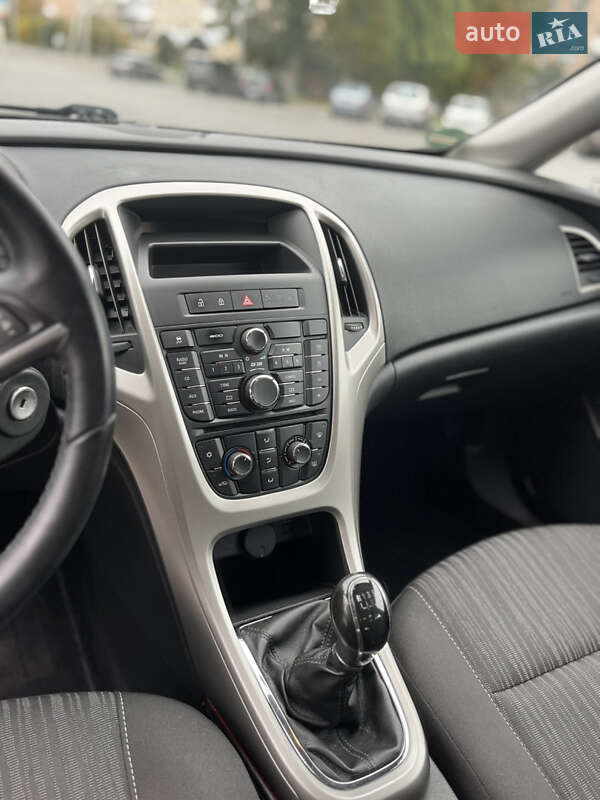 Універсал Opel Astra 2011 в Луцьку фото 29 Універсал Opel Astra 2011 в Луцьку