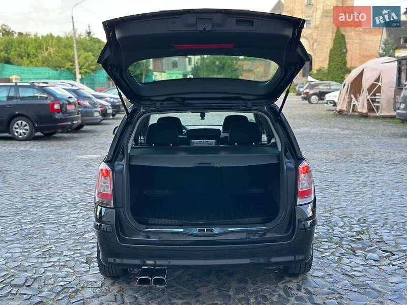 Универсал Opel Astra 2006 в Луцке
