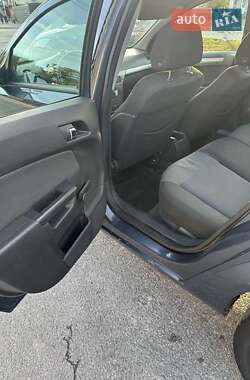 Универсал Opel Astra 2006 в 