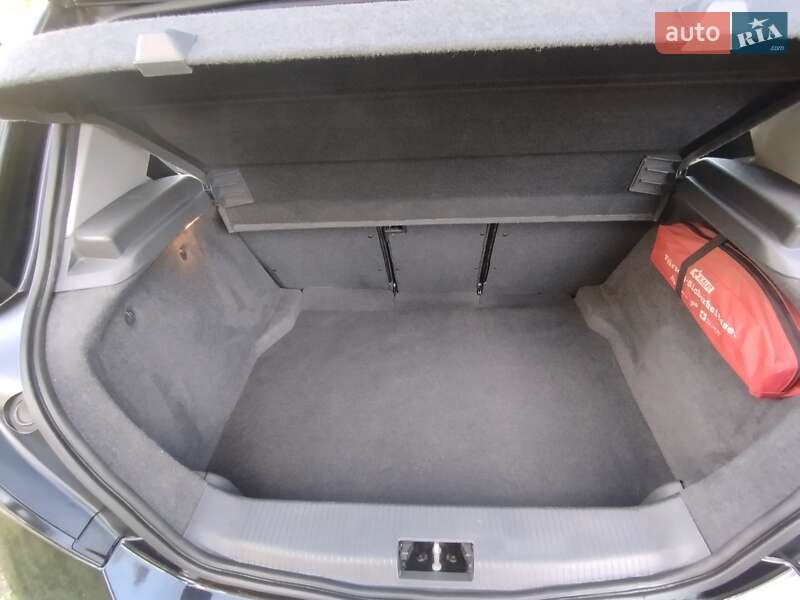 Хэтчбек Opel Astra 2004 в Житомире