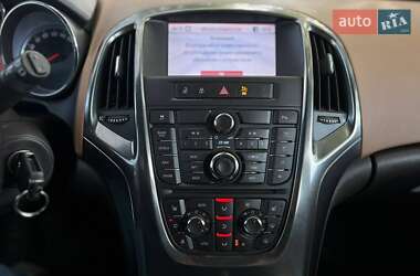 Универсал Opel Astra 2011 в 