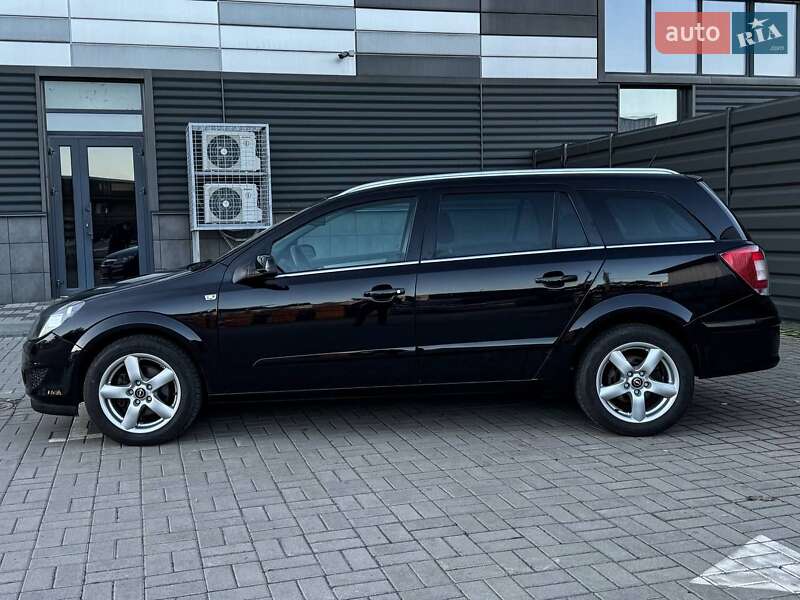 Универсал Opel Astra 2009 в Черкассах фото 8 Универсал Opel Astra 2009 в Черкассах