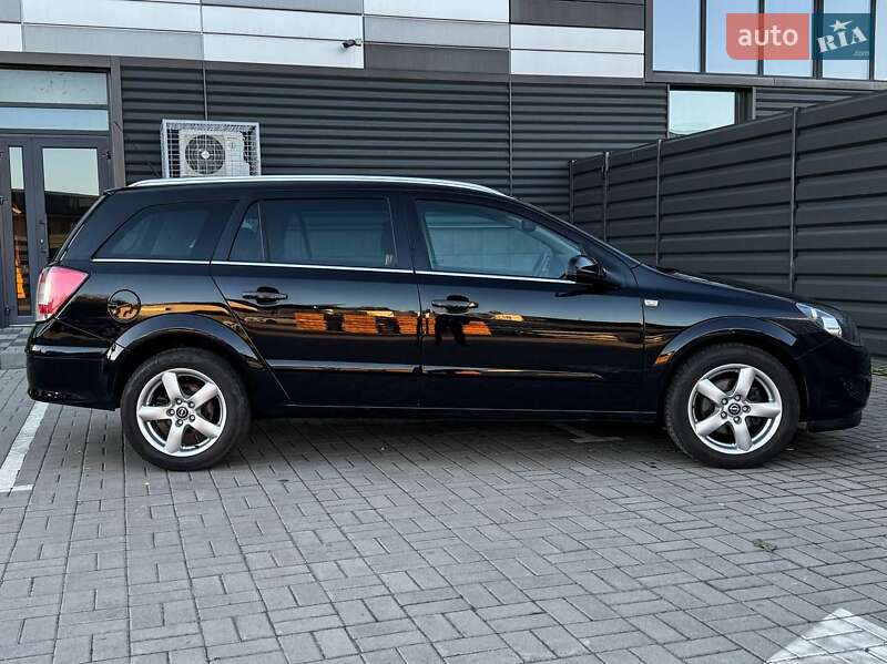 Универсал Opel Astra 2009 в Черкассах фото 21 Универсал Opel Astra 2009 в Черкассах