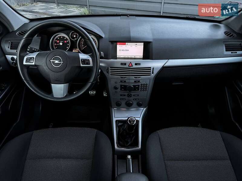 Универсал Opel Astra 2009 в Черкассах фото 37 Универсал Opel Astra 2009 в Черкассах