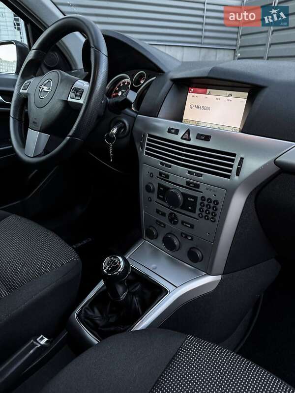 Универсал Opel Astra 2009 в Черкассах фото 48 Универсал Opel Astra 2009 в Черкассах