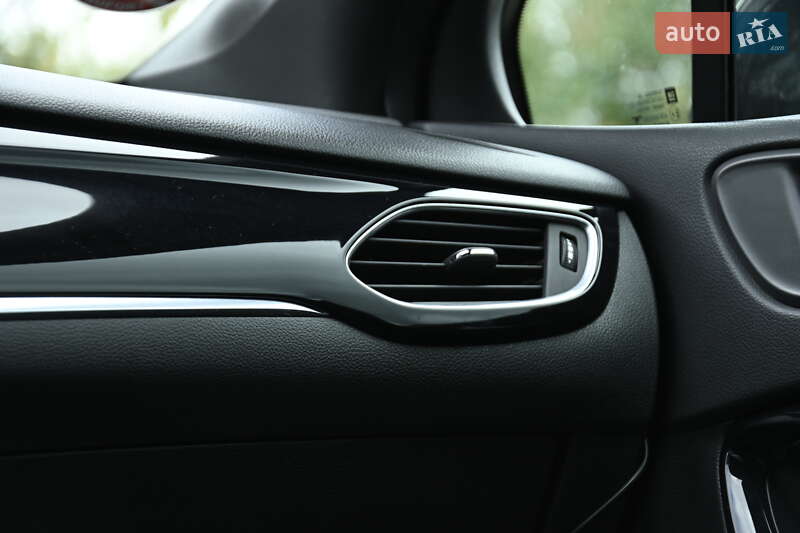 Универсал Opel Astra 2016 в Бердичеве