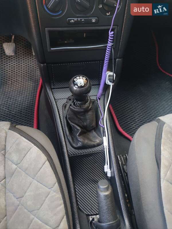 Седан Opel Astra 2008 в Черновцах