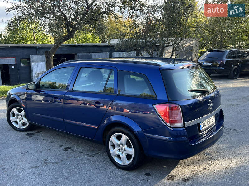 Універсал Opel Astra 2005 в Хмельницькому