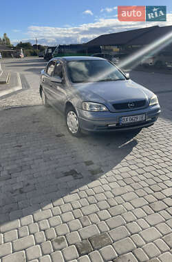 Седан Opel Astra 2007 в 