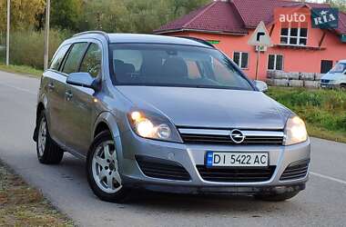 Универсал Opel Astra 2005 в Старом Самборе