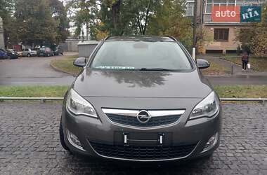 Универсал Opel Astra 2011 в Харькове