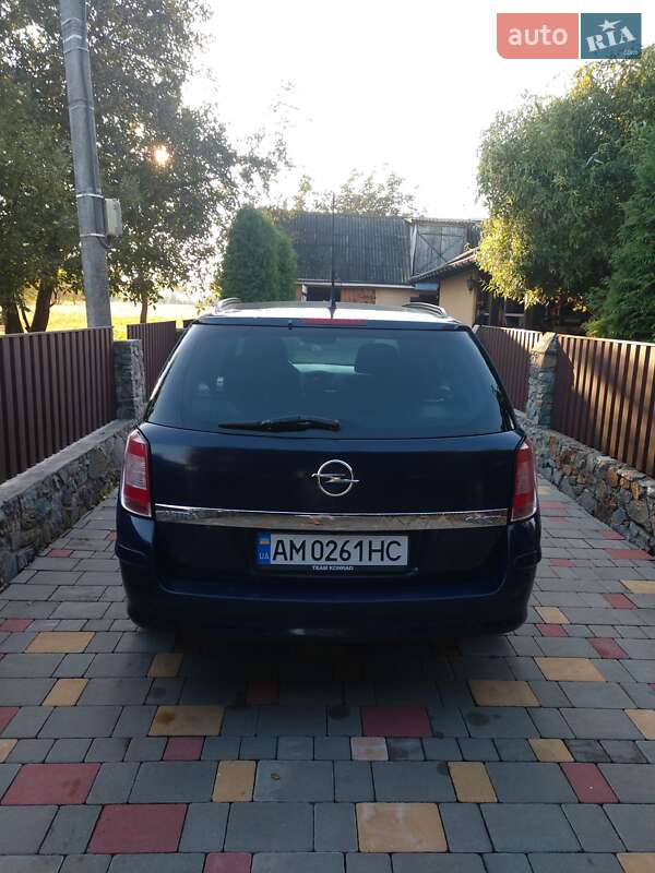 Універсал Opel Astra 2010 в Звягелі фото 7 Універсал Opel Astra 2010 в Звягелі