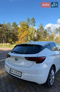 Хэтчбек Opel Astra 2017 в 